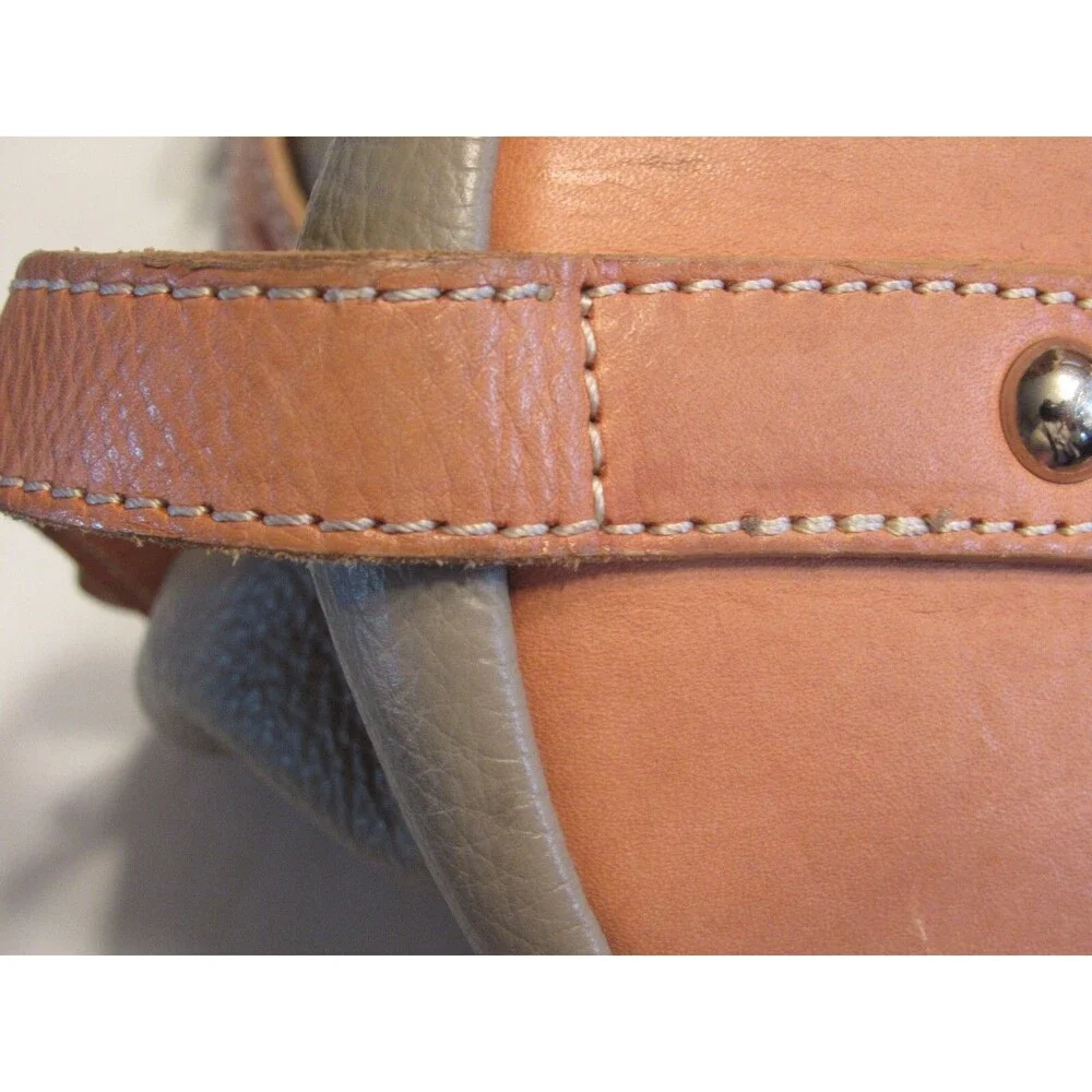 I Medici Firenze Taupe and Tan Soft Leather Shoulder Handbag - Picture 9 of 13